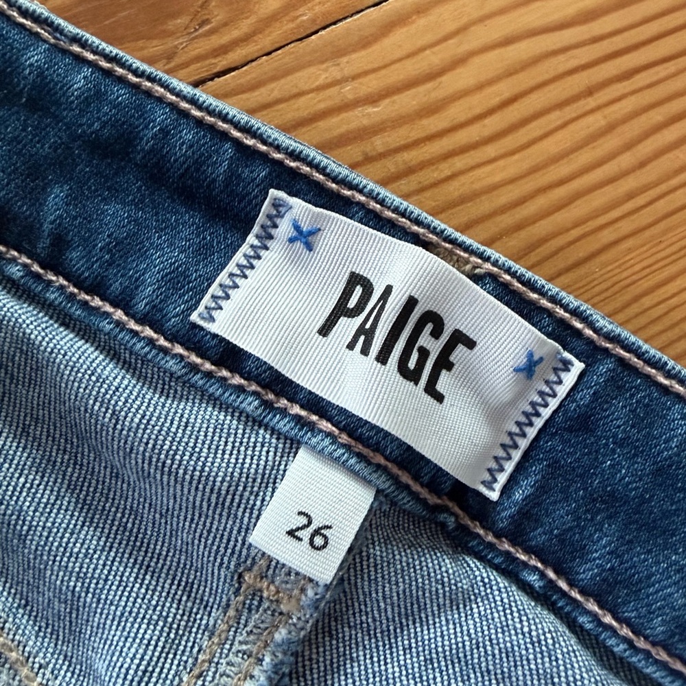 Paige Claudine Size 26 high rise flare - Picture 2 of 4